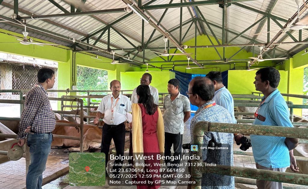 Visit of Hon’ble Vice-Chancellor in the  Dairy & Poultry Farm on 27.05.2025