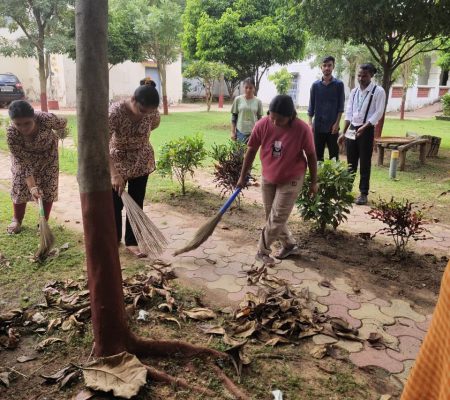 WhatsApp Image 2025-09-24 at 12.12.04 PM